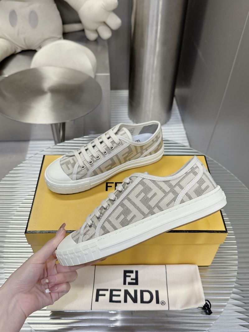 Fendi Low Shoes